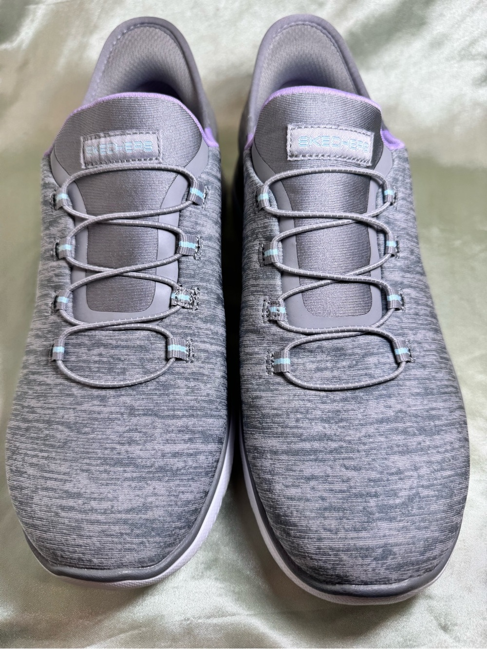 Skechers Slip Ins Women's Gray Athletic Sneakers with Lavender Accents size 8.5W - Picture 2 of 8